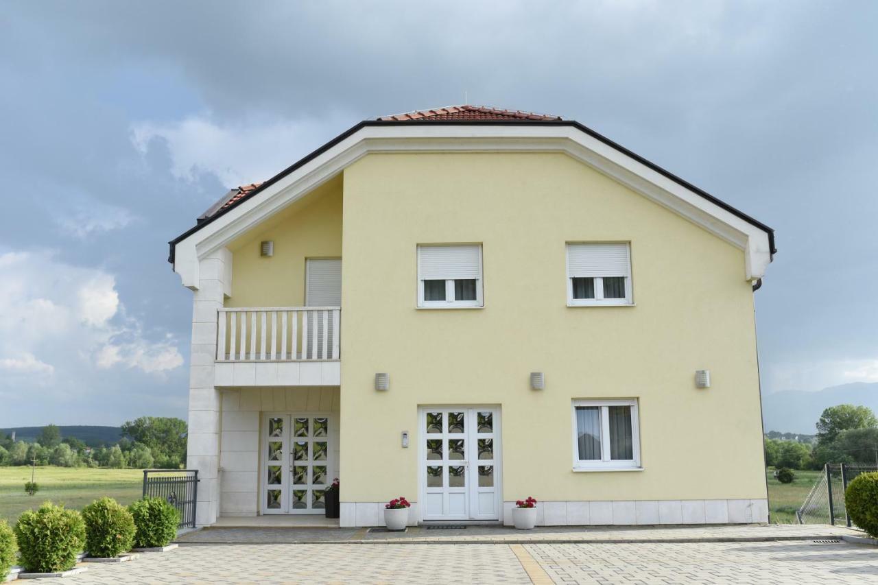 Apartman Livno Εξωτερικό φωτογραφία